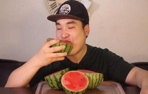 网红吃瓜王,揭秘娱乐圈幕后真相 第1张 网红吃瓜王,揭秘娱乐圈幕后真相 第1张